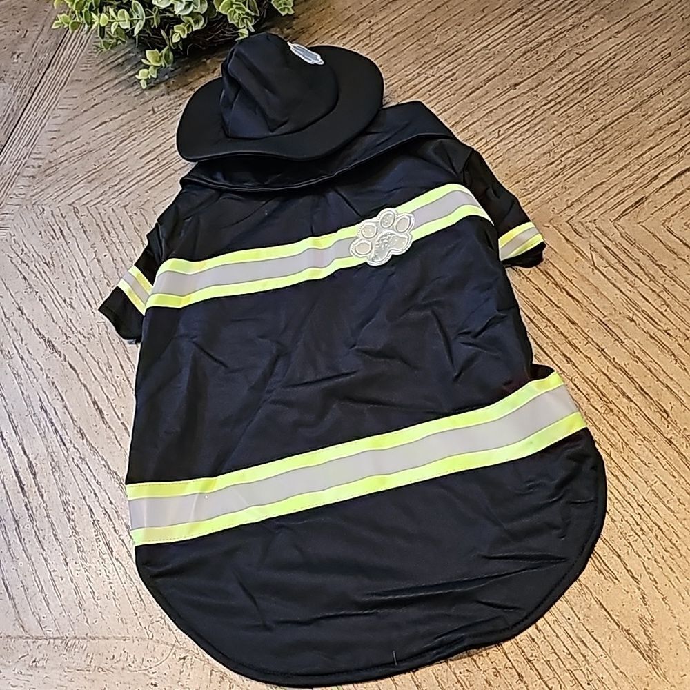 XL firefighter dog costume with hat NWOT